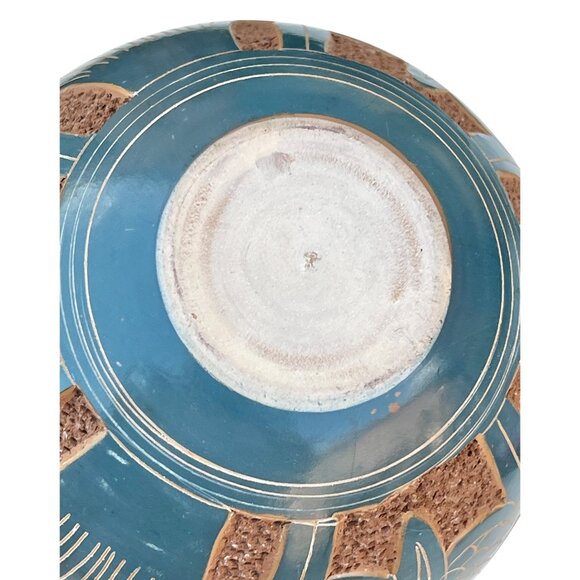 Handcrafted Costa Rican Turtle Design Blue & Terracotta Round Ceramic Vase 6" T - Picture 8 of 12